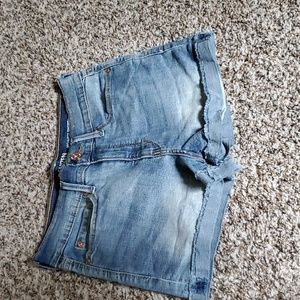 Levi's high rise shortie